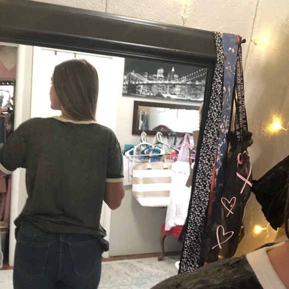 PINK T-Shirt - Picture 3 of 4